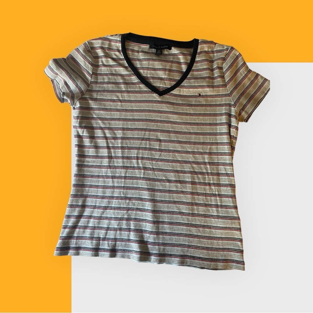 Women’s Tommy Hilfiger 90s Baby Tee Size Large